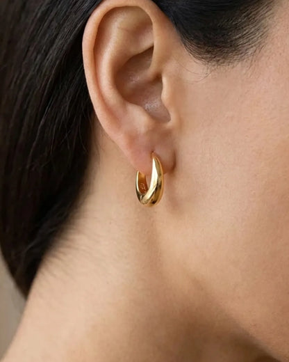 Maren Chunky Hoop Earrings Essential