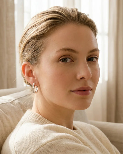 Elodie Wavy Hoop Earrings Modern