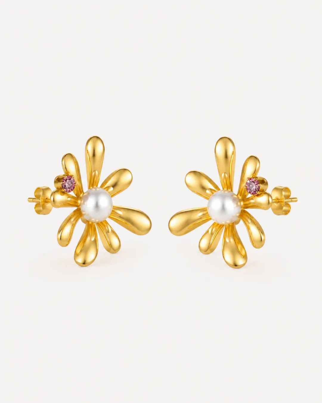 Fleuria Flower Stud Earrings Bloom