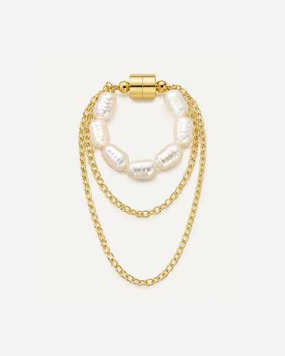 Jane Magnetic Pearl Chain Ear Cuff