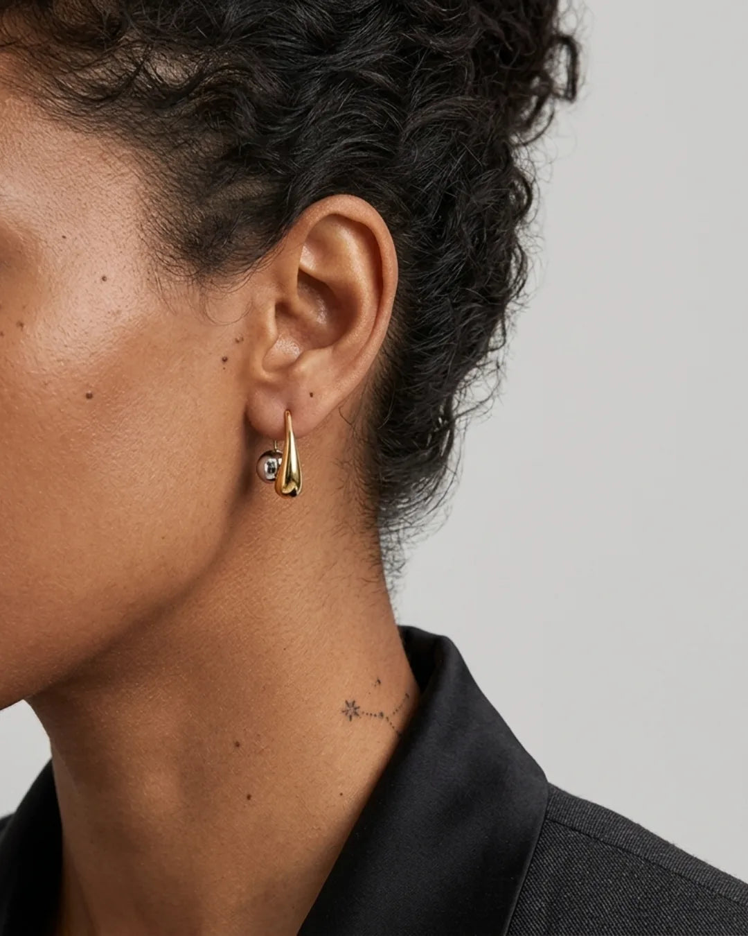 Daphne Drop Earrings Modern