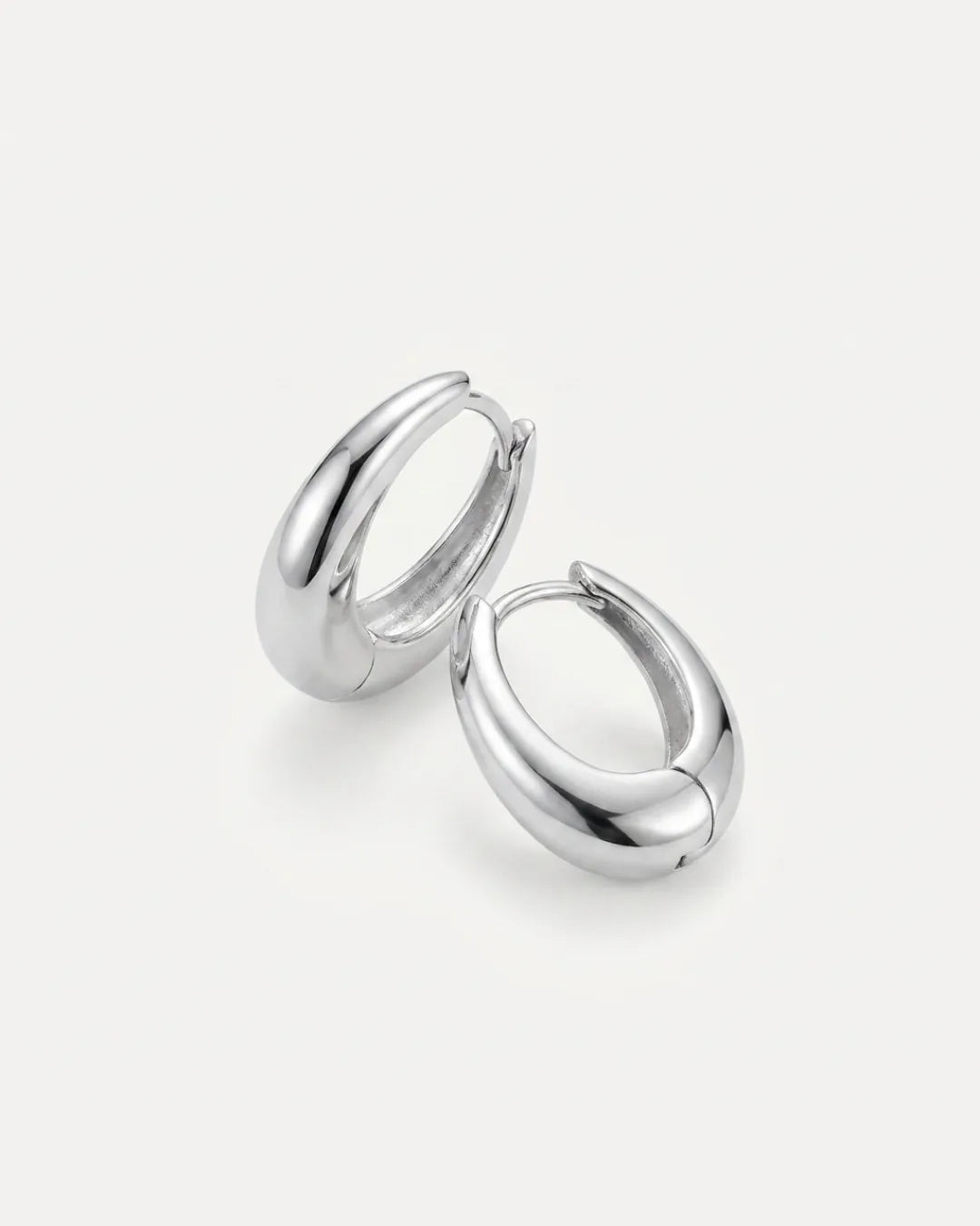 Maren Chunky Hoop Earrings Essential