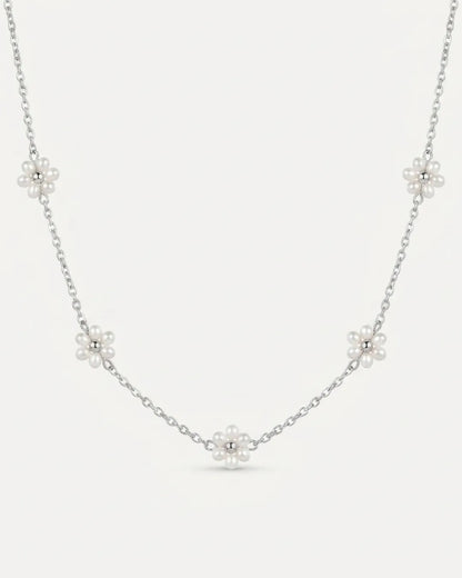 Evangeline Pearl Flower Necklace Bloom