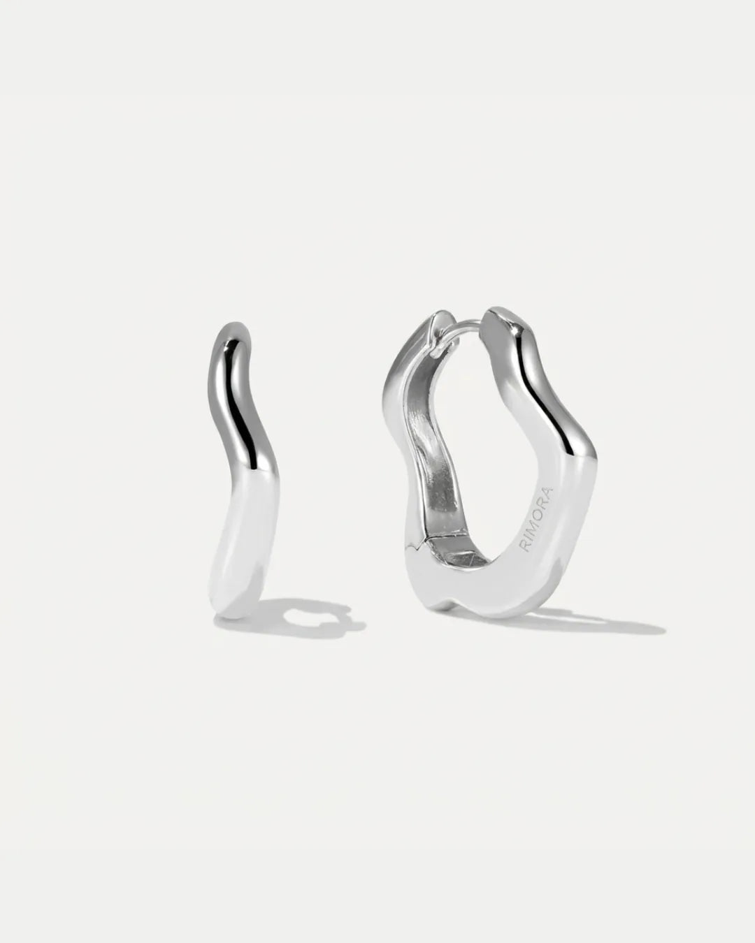 Elodie Wavy Hoop Earrings Modern