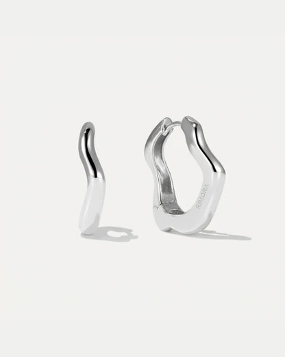 Elodie Wavy Hoop Earrings Modern