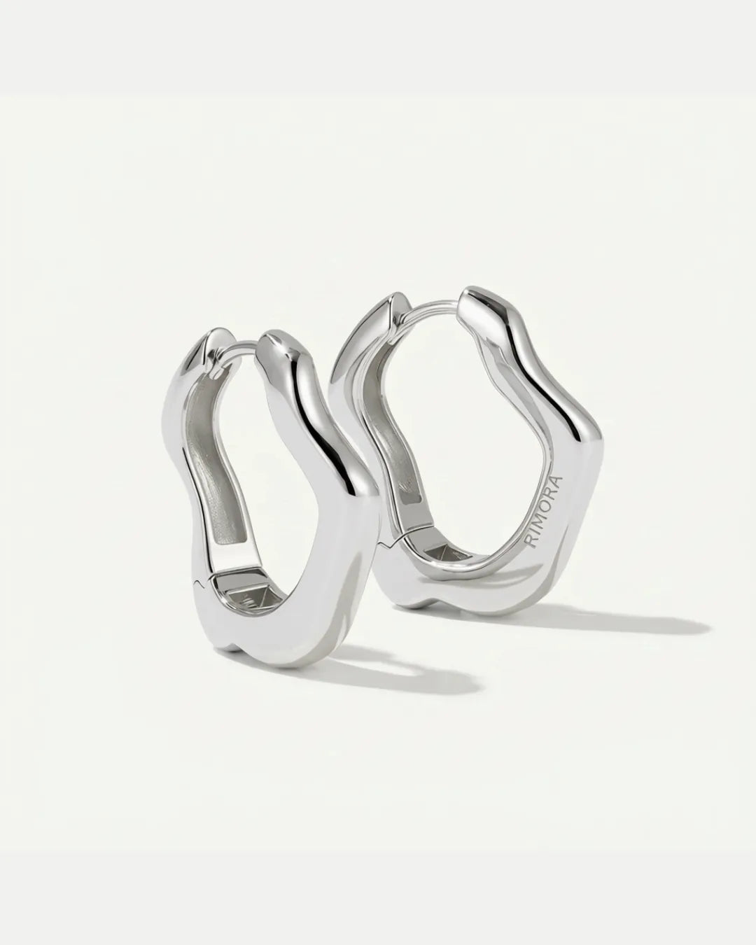Elodie Wavy Hoop Earrings Modern