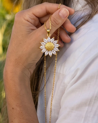 Solara Sunflower Pendant Necklace Radiance