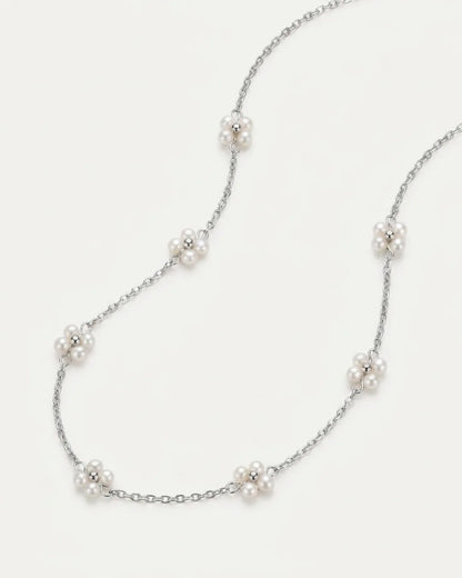 Evangeline Pearl Flower Necklace Bloom
