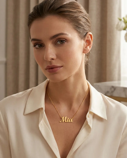 Isolde Custom Name Necklace Signature