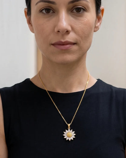 Solara Sunflower Pendant Necklace Radiance