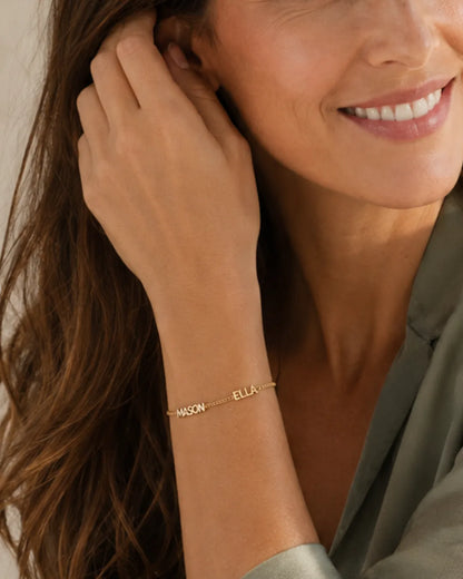 Valentina Personalized Multi-Name Bracelet Signature